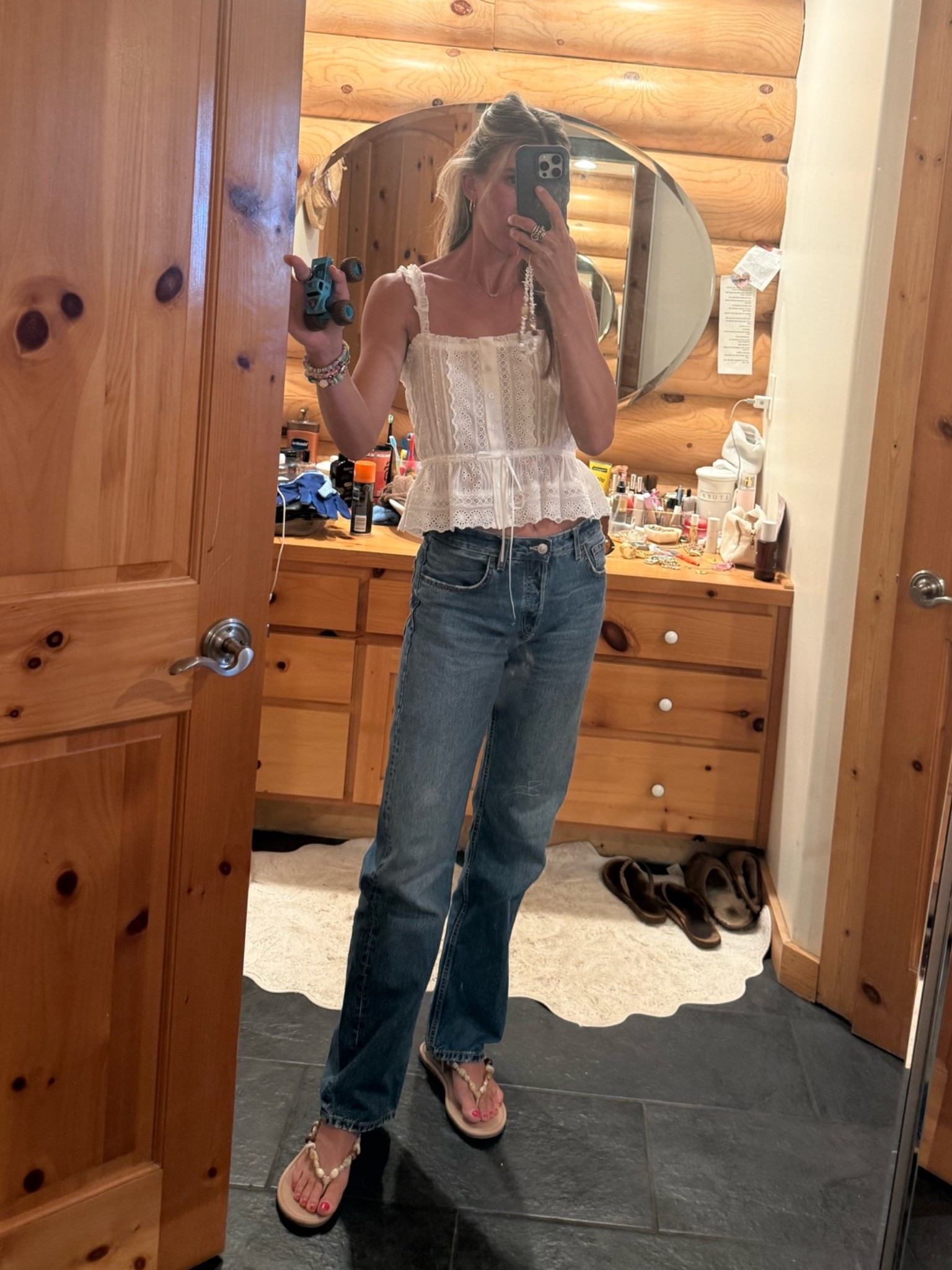 Simple jeans and summery top
Jeans are Zara! 2569/015

#LTKootd
