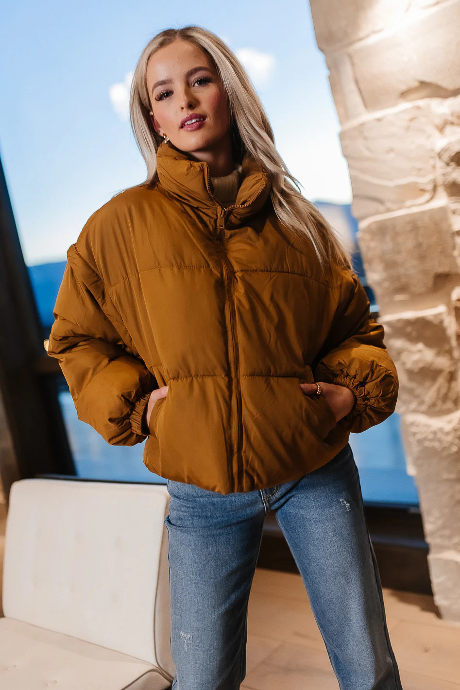 Kai Detachable Sleeve Jacket in Brown | Böhme US