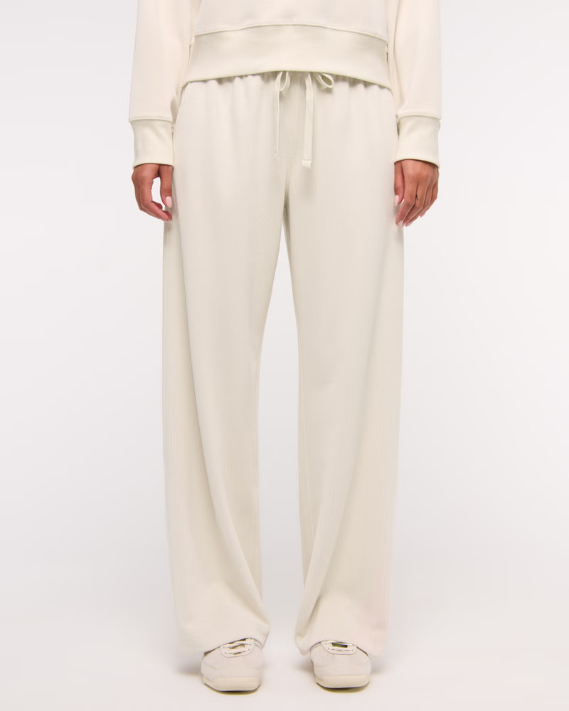 $41.65 | Abercrombie & Fitch (US)