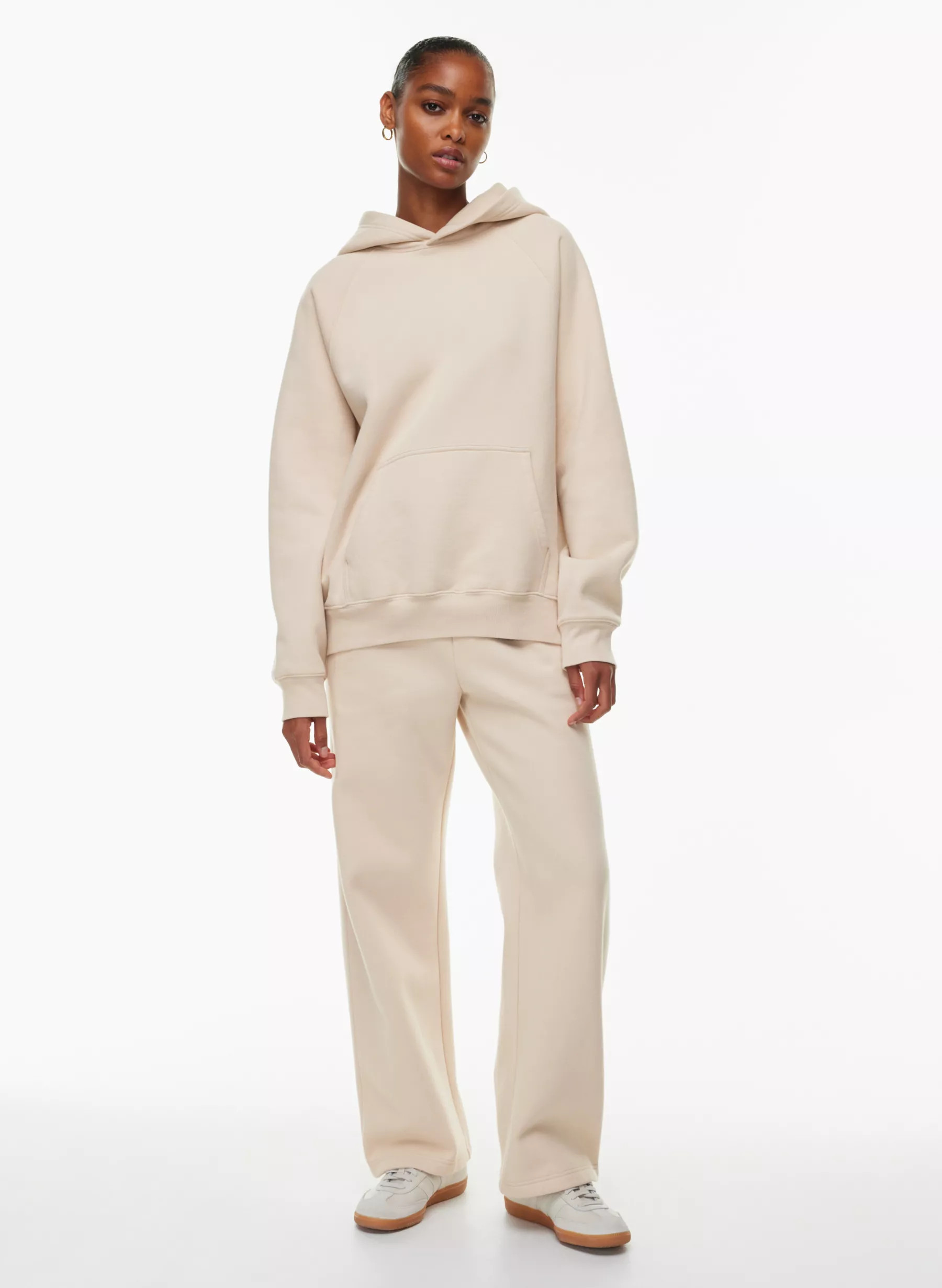 COZY FLEECE MEGA RAGLAN™ HOODIE | Aritzia
