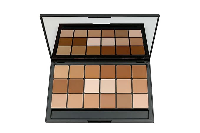 RCMA Vincent Kehoe 18 Part Foundation/Concealer Palette #11, HD Look, Perfect Finish, Professiona... | Amazon (US)