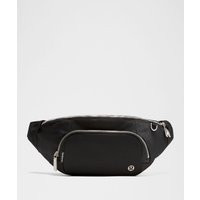 Everywhere Belt Bag Extra Large 4L | Lululemon (US)