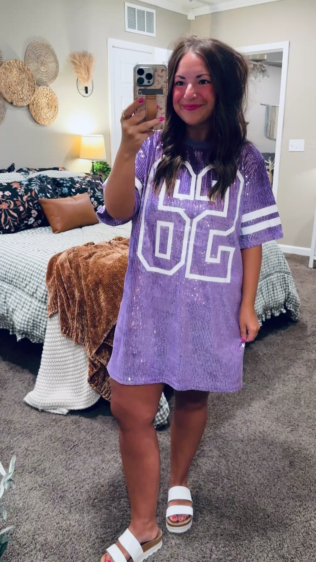 The perfect game day dress does exist! 💜🏈 The oversized fit, sparkly sequins, and purple color make it so fun for cheering on the Cats! ✨🙌🏻


sandals: fit true to size // wearing a 5
dress: fits true to size // wearing a large 

 #LTKootd #LTKMidsize