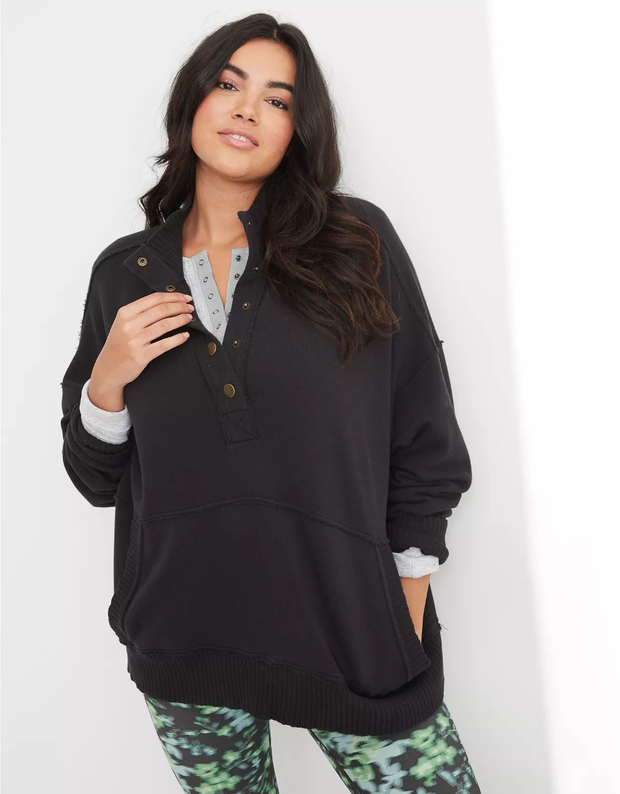 Aerie Oh Snap! Weekend Henley Mock Neck Sweatshirt | American Eagle Outfitters (US & CA)