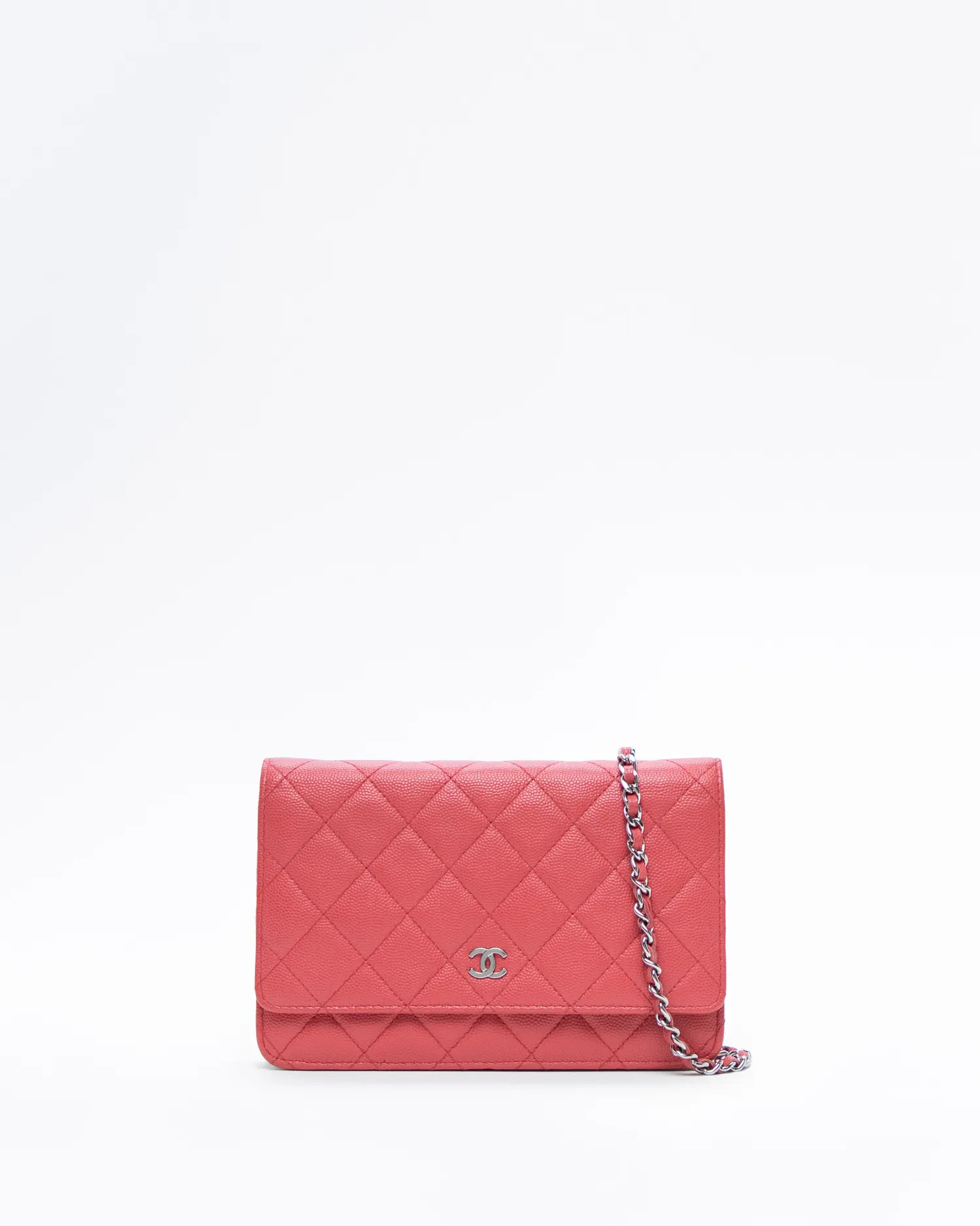 Caviar Quilted Wallet on a Chain | Vivrelle