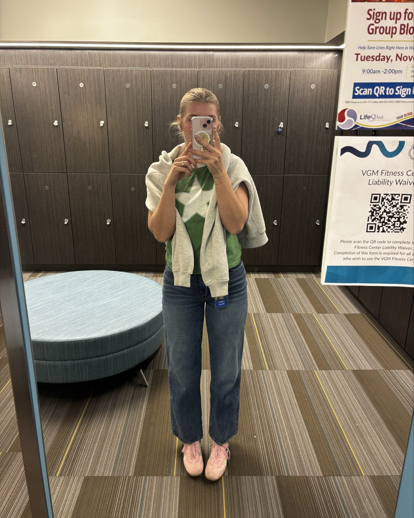 Casual work fit! I’m 5’ 8” 
Sweatshirt is M in light Heather grey
T-shirt is M
Jeans 26

#LTKootd