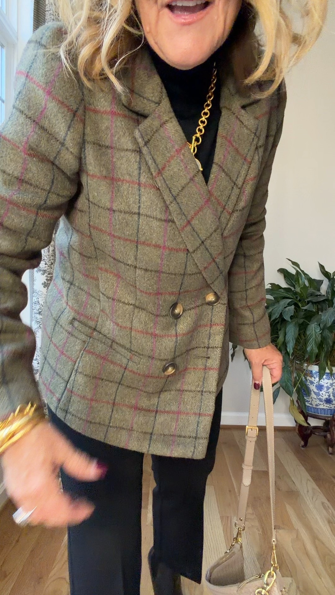 Spanx kick flare ponte knit pants on sale! Use code EXTRA30 30% off sale price Wearing a med petite. They come in petite regular and tall so you could always order the longer size if you wanted a bit more length.
Marina wool turtleneck from J.Crew is lightweight and soft, wearing a medium for a fitted look
Velvet blazer size 10, petite
Leather jacket, size medium
Puffer, blazer size medium
Quilted vest size medium
Fall blazer from Kohl’s size medium


#LTKPetite #LTKOver40 #LTKSaleAlert