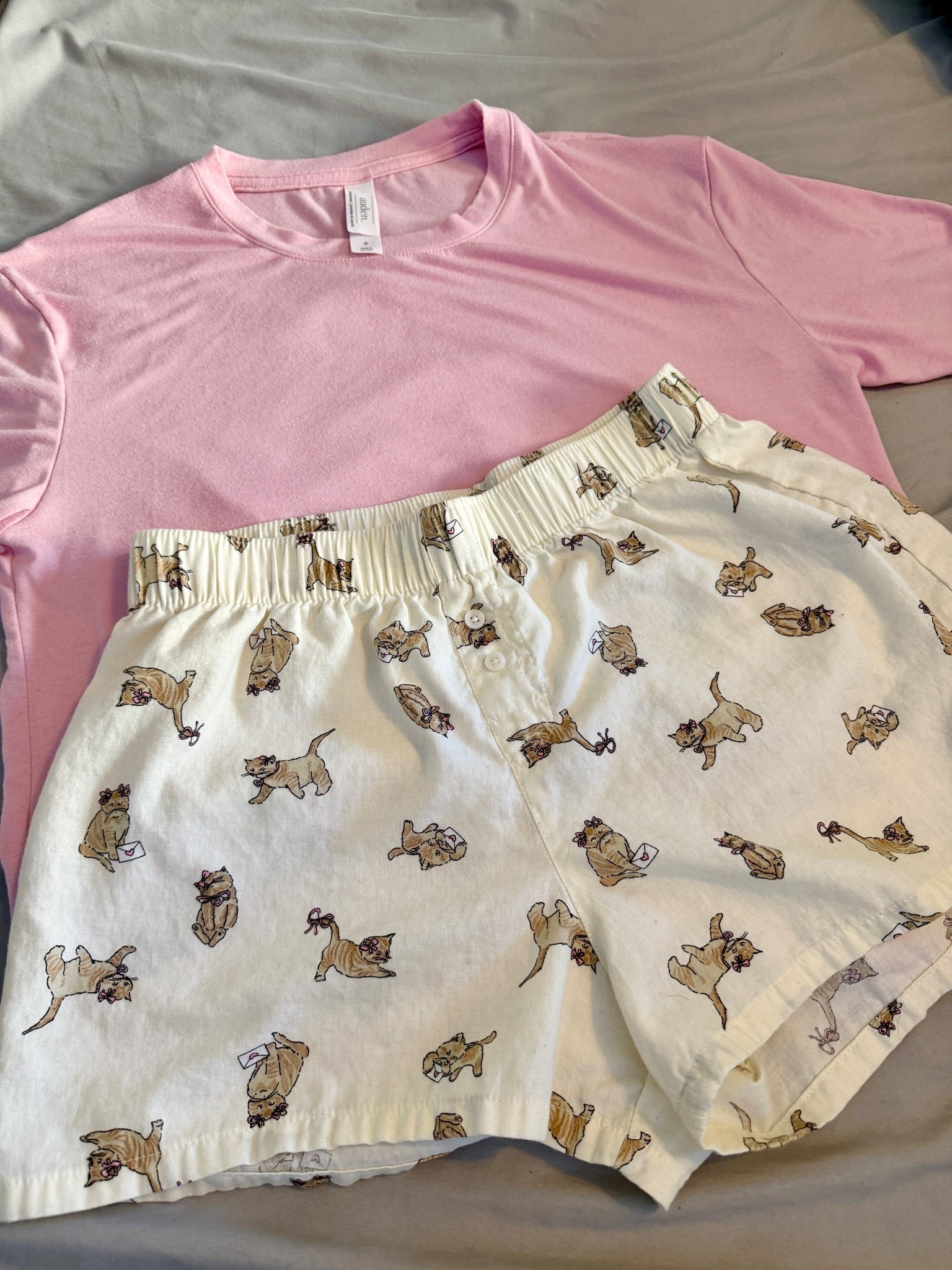 Target pajamas! I wear a medium in the tees and small in the boxers 

target finds, target style, target pjs, cat pjs, comfy outfit, pajamas, valentines pajamas



#LTKU #LTKootd #LTKValentine