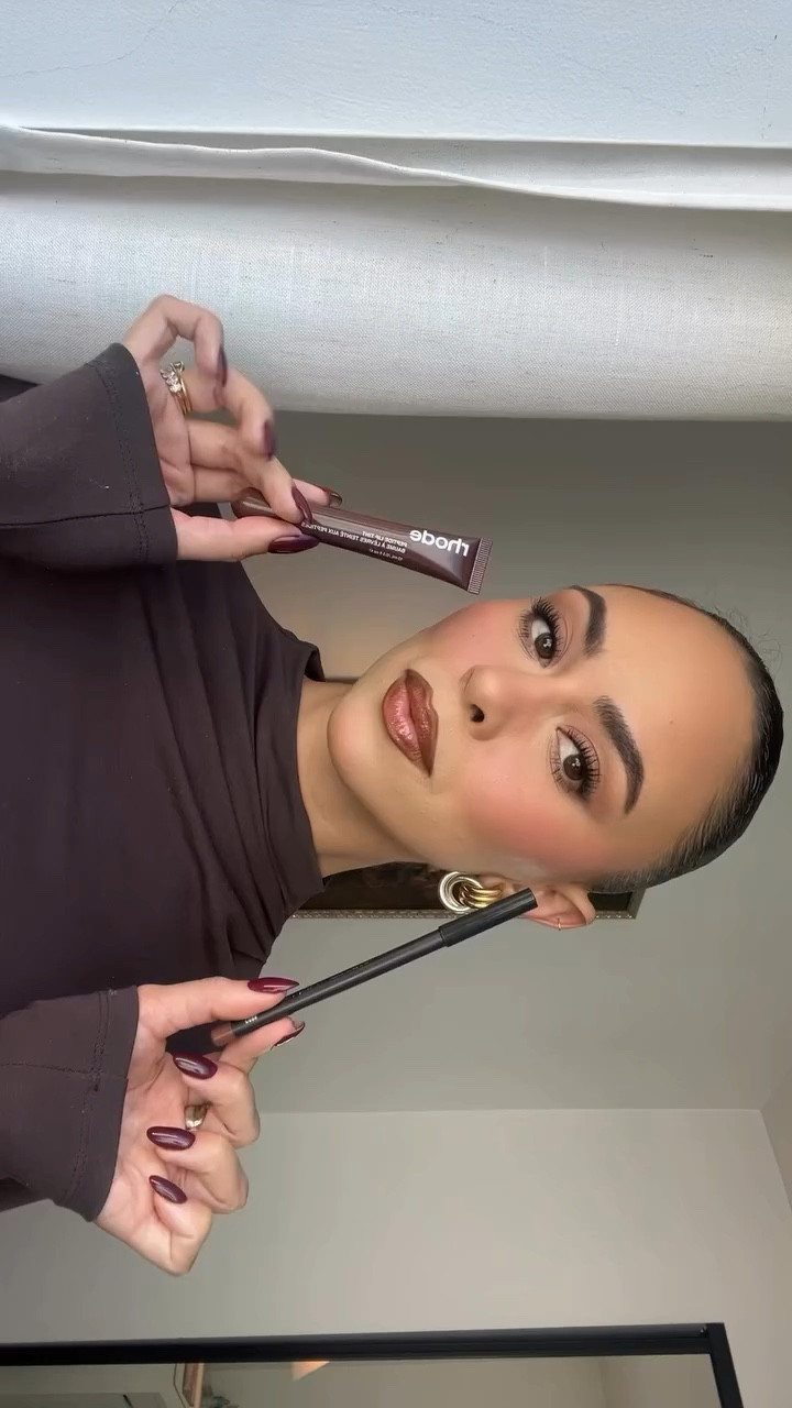 fall lip combo 🤎☕️ : lip tint ( espresso ) + lip liner ( cork )