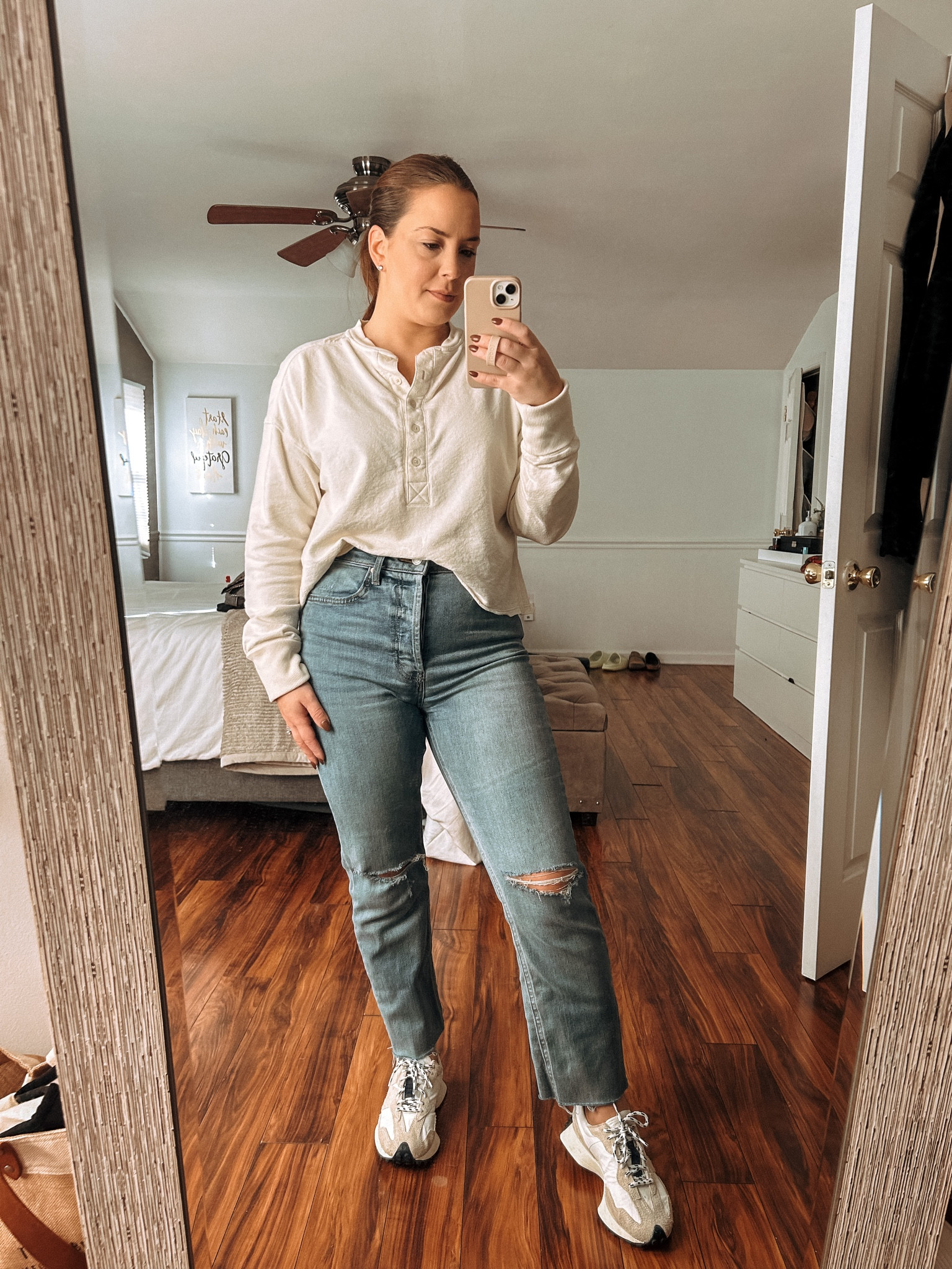Target finds

White crop top, blue jeans, new balance sneakers 

#LTKGiftGuide #LTKHoliday #LTKCyberweek