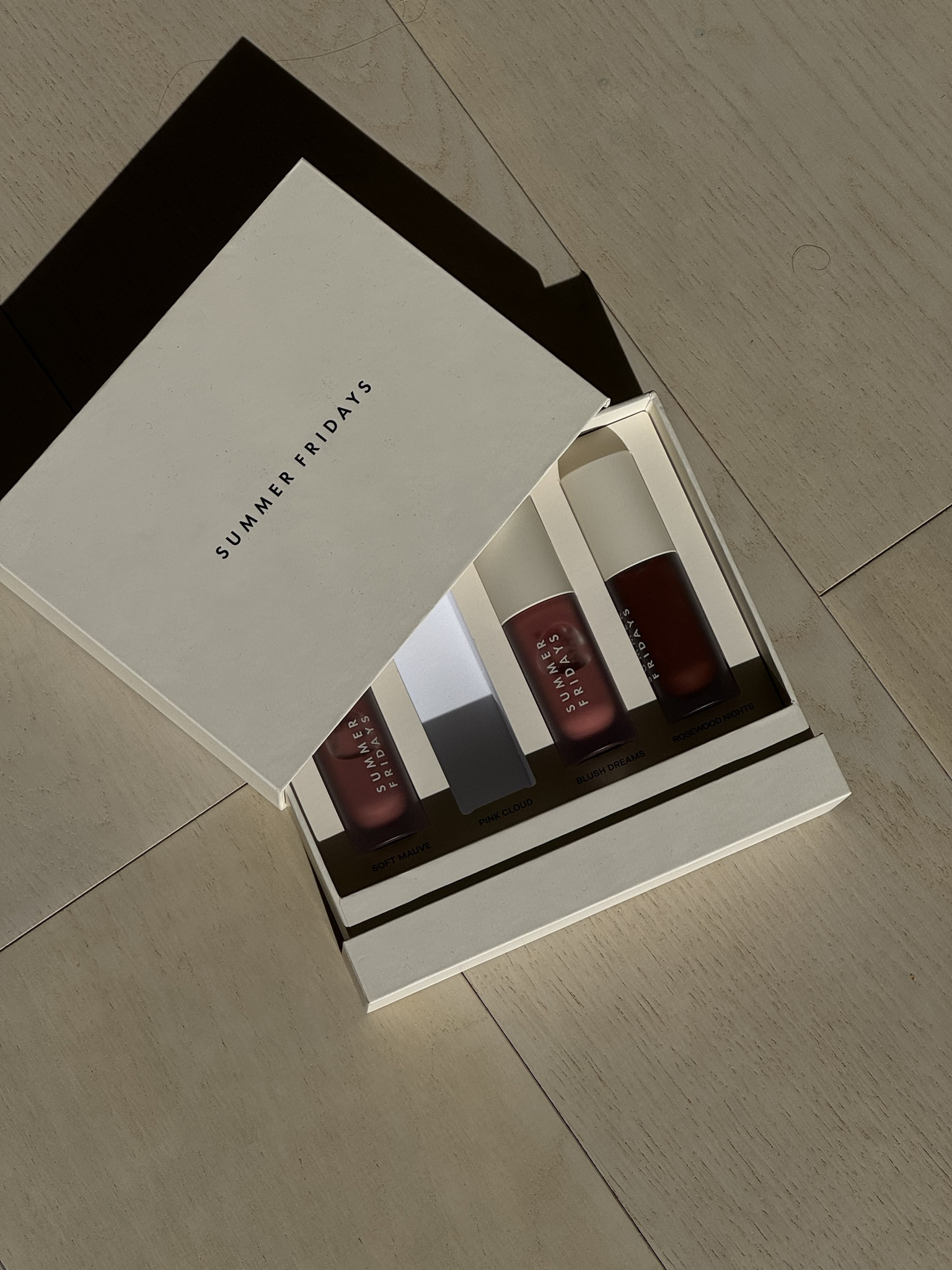 loveeeee these new summer Fridays lip oils. Summer Fridays really delivers 

#LTKbeauty