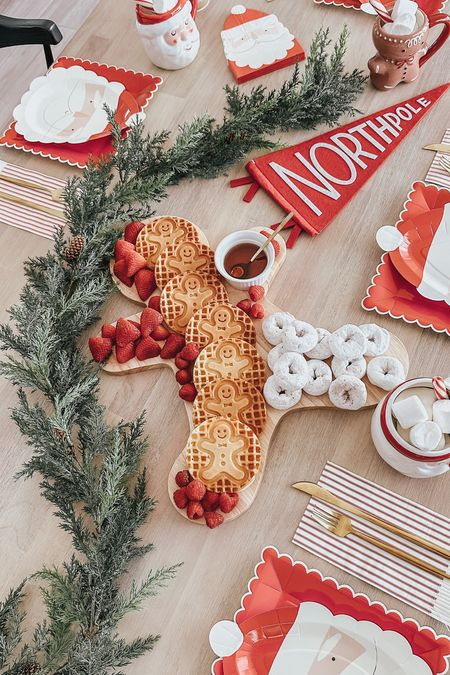 Christmas breakfast waffle board 🧇 🎅🏼 #christmas #breakfast #christmastablescape #kidstable #gingerbread #christmaswafflemaker #christmastableware 

#LTKHoliday #LTKSeasonal #LTKhome