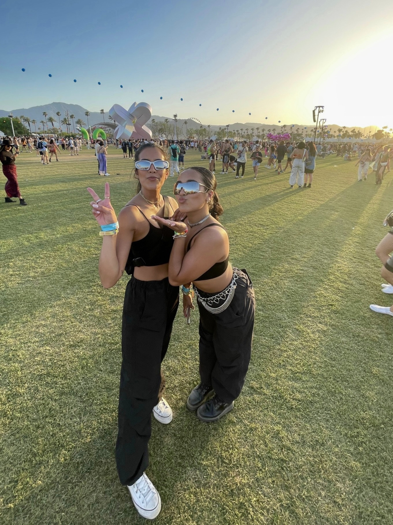 In honour of the Coachella 2024 lineup being released today … here’s one of my pasts looks 🖤⛓🕶 I already owned all the pieces and just added some fun accessories - Coachella outfits don’t need to be crazy! 

#LTKfashion #Coachella #Coachellaoutfits #OutfitsforCoachella #festivaloutfit #festivalinspo


#LTKSeasonal #LTKstyletip #LTKparties