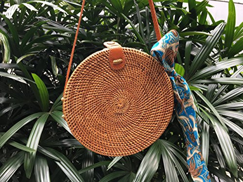 Rattan Bag, Round Rattan Basket Bag, Woven Bow Clip + FREE scarf, Bohemian round shoulder bag, Shoul | Amazon (US)