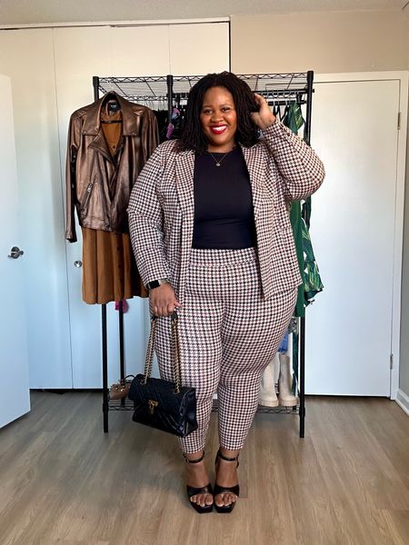 A look + a lesson. In this video I talk about Emotional Shapeshifting and share this fly outfit from Torrid.

#LTKplussize