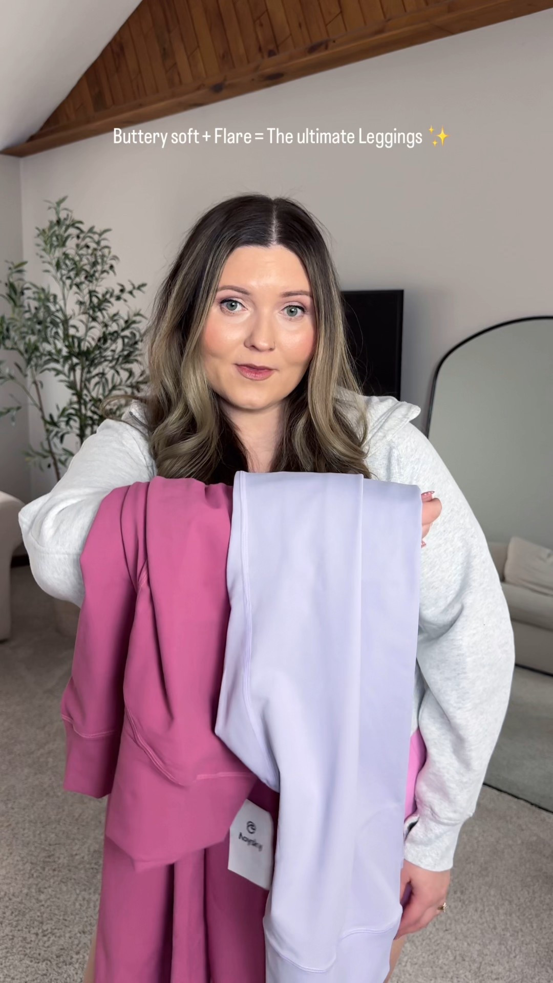 Found the perfect buttery soft flares for the "everything" girl. 🌸💕 #leggings

#LTKActive #LTKootd #LTKMidsize