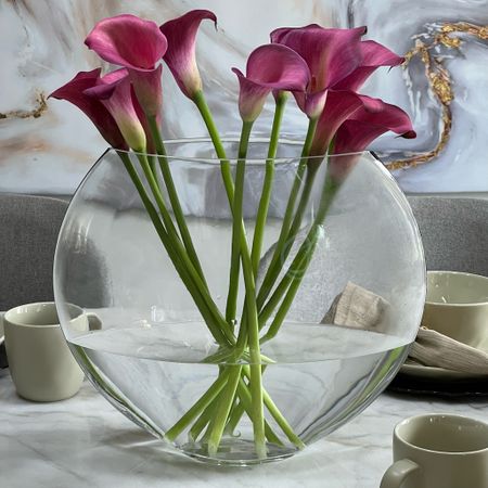 The perfect modern vase for flowers #vase #flowers

#LTKFind #LTKunder50 #LTKhome