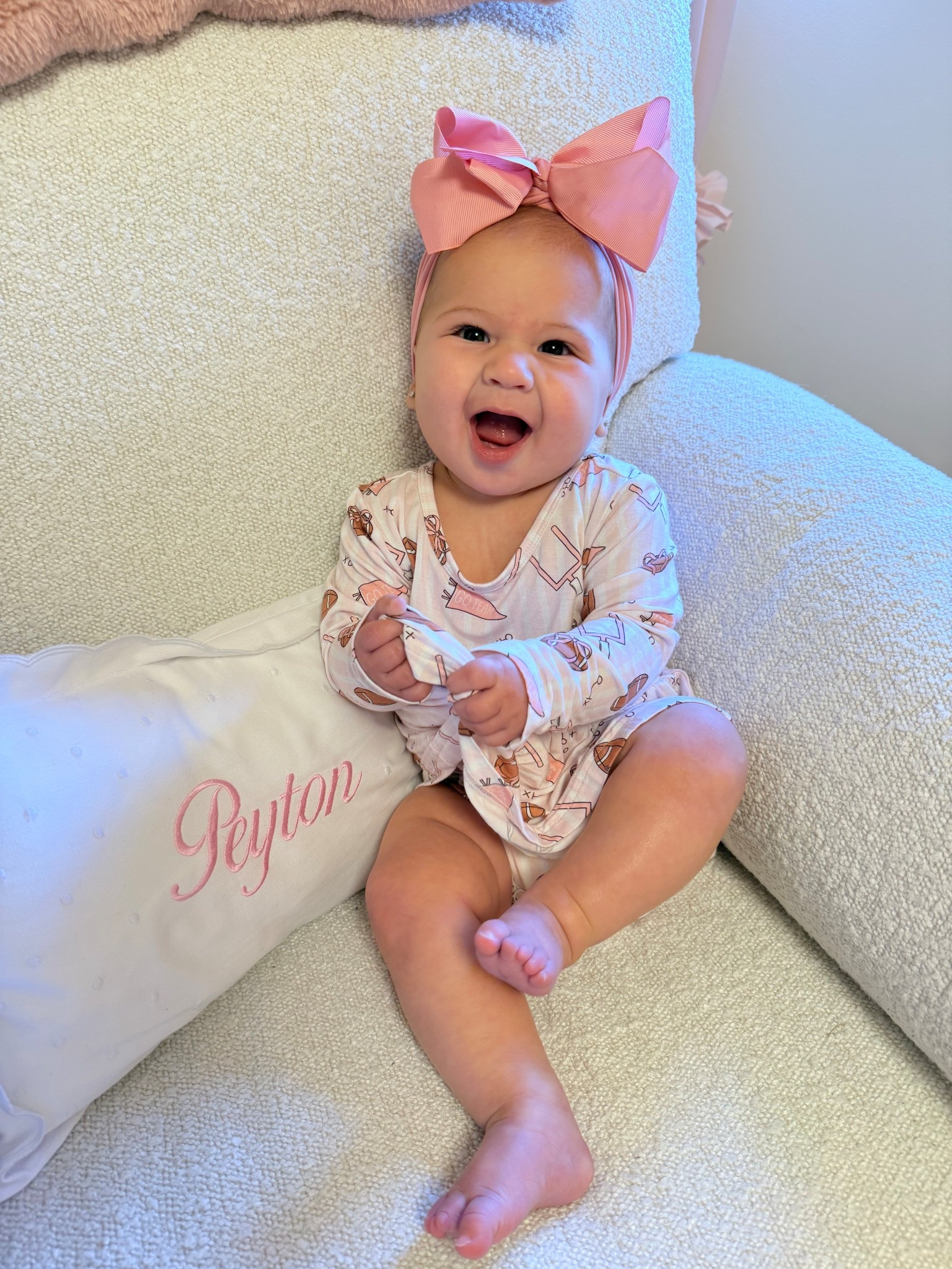 NFL Sunday!

Football onesie
Football Sunday 
Baby onesie 
Baby girl 

#LTKSaleAlert #LTKBaby #LTKSeasonal