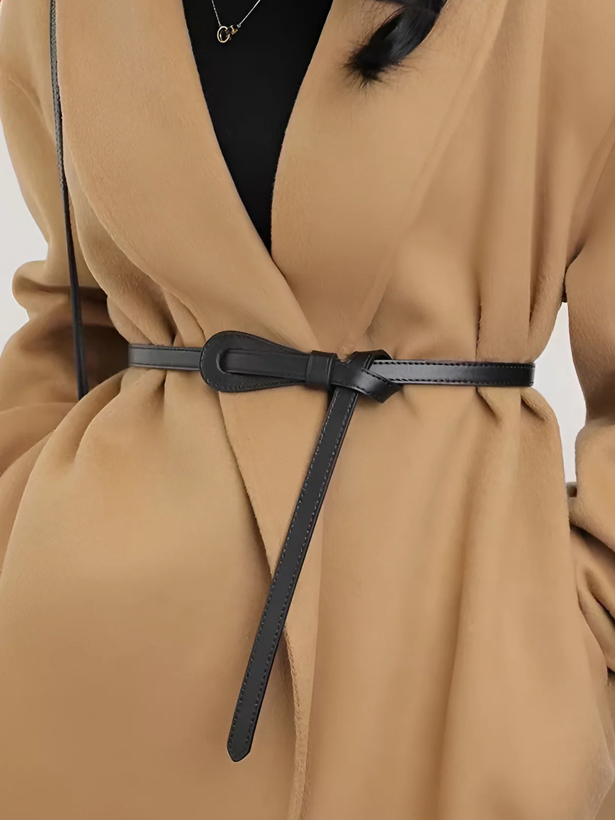 Leather Knotted Slim Belt | Commense