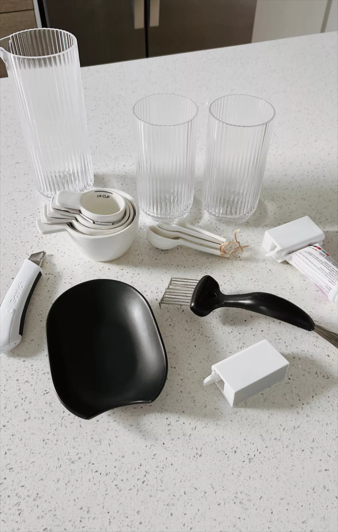 Aspen White Ceramic Measuring Spoons + Reviews