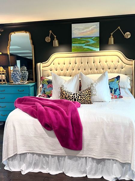I finally found a bed skirt that works great with our mechanical bed and still looks wonderful. Use discount code APS20 to save on nearly everything at Lush Decor. #ad #lushdecorhome

#LTKhome #LTKfamily #LTKfindsunder50
