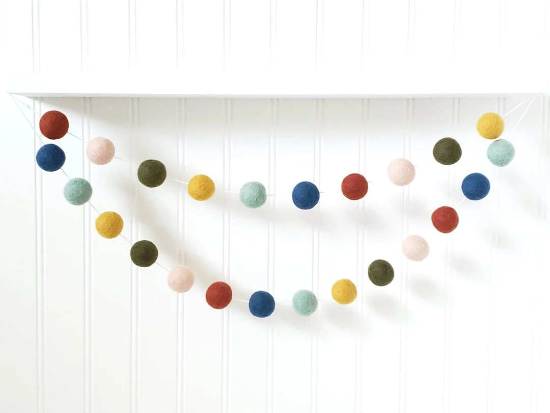 Felt Ball Pom Pom Garland: Nursery & Kids Decor - Etsy | Etsy (US)
