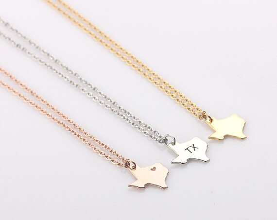 Tiny Texas Charm Necklace, Miniature State Texas Pendant, Texas Necklace, Gold State with Heart, ... | Etsy (ES)