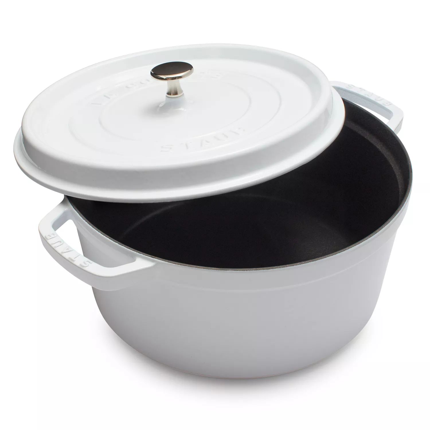 Staub Round Dutch Oven, 7 qt. | Sur La Table | Sur La Table