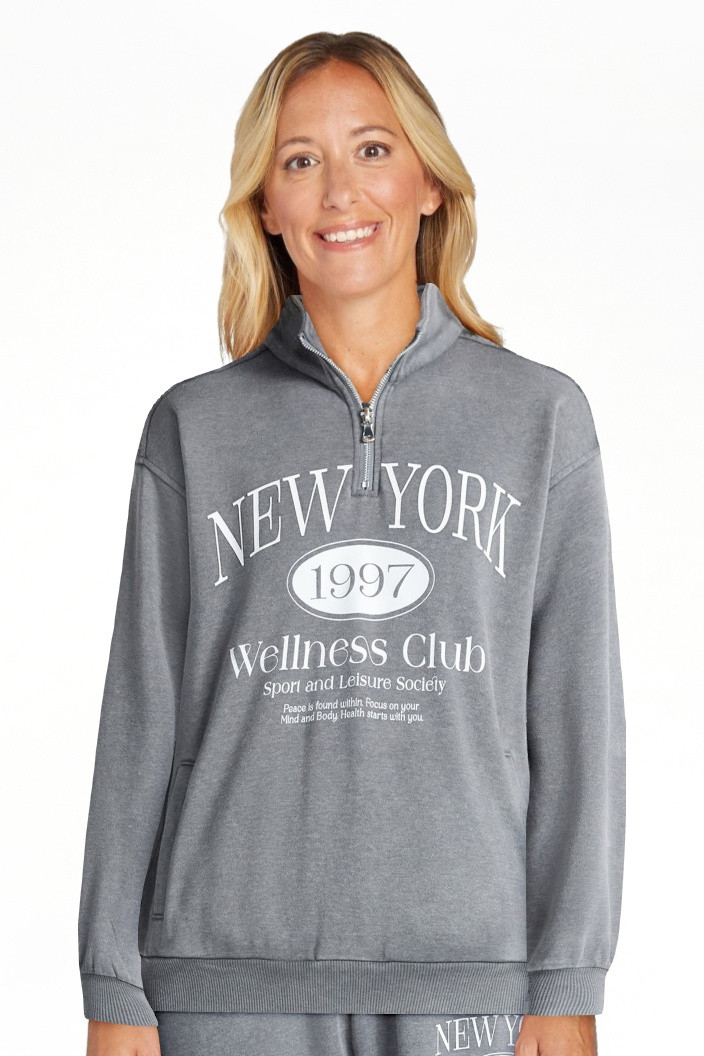 No Boundaries Mineral Wash Quarter Zip-Up Graphic Pullover Sweatshirt, Midweight, Women's | Walmart (US)