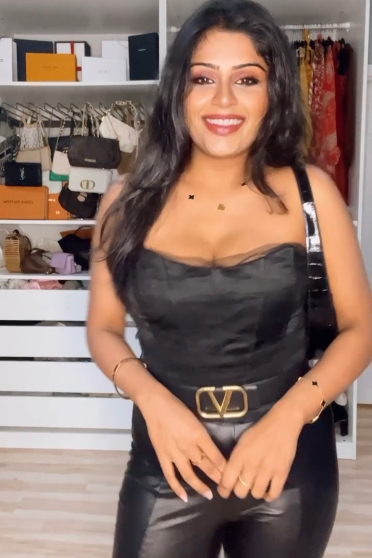 GRWM for a night out 🖤
.
.
Shop the look
1️⃣link in bio 
2️⃣ https://liketk.it/400bX


#LTKunder50 #LTKsalealert #LTKstyletip