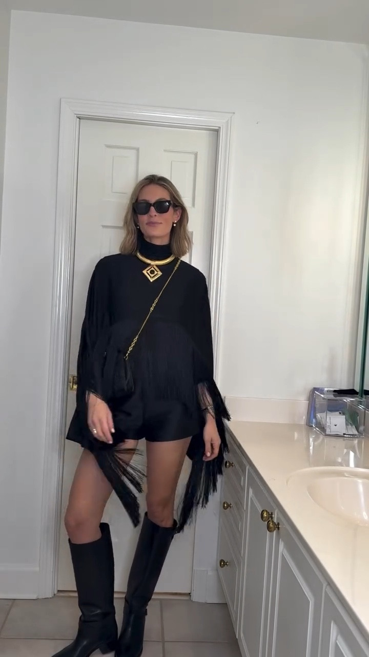 Tuscaloosa is my runway🏈👏🏼🐘 Love this all black look!

#LTKootd #LTKgrwm #LTKStyleTip