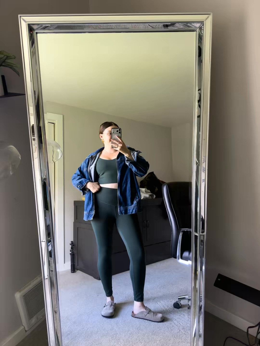 Another great workout look! This outfit screams fall and was perfect for Pilates this week.

#LTKfitnessgoals #LTKootd #LTKMidsize