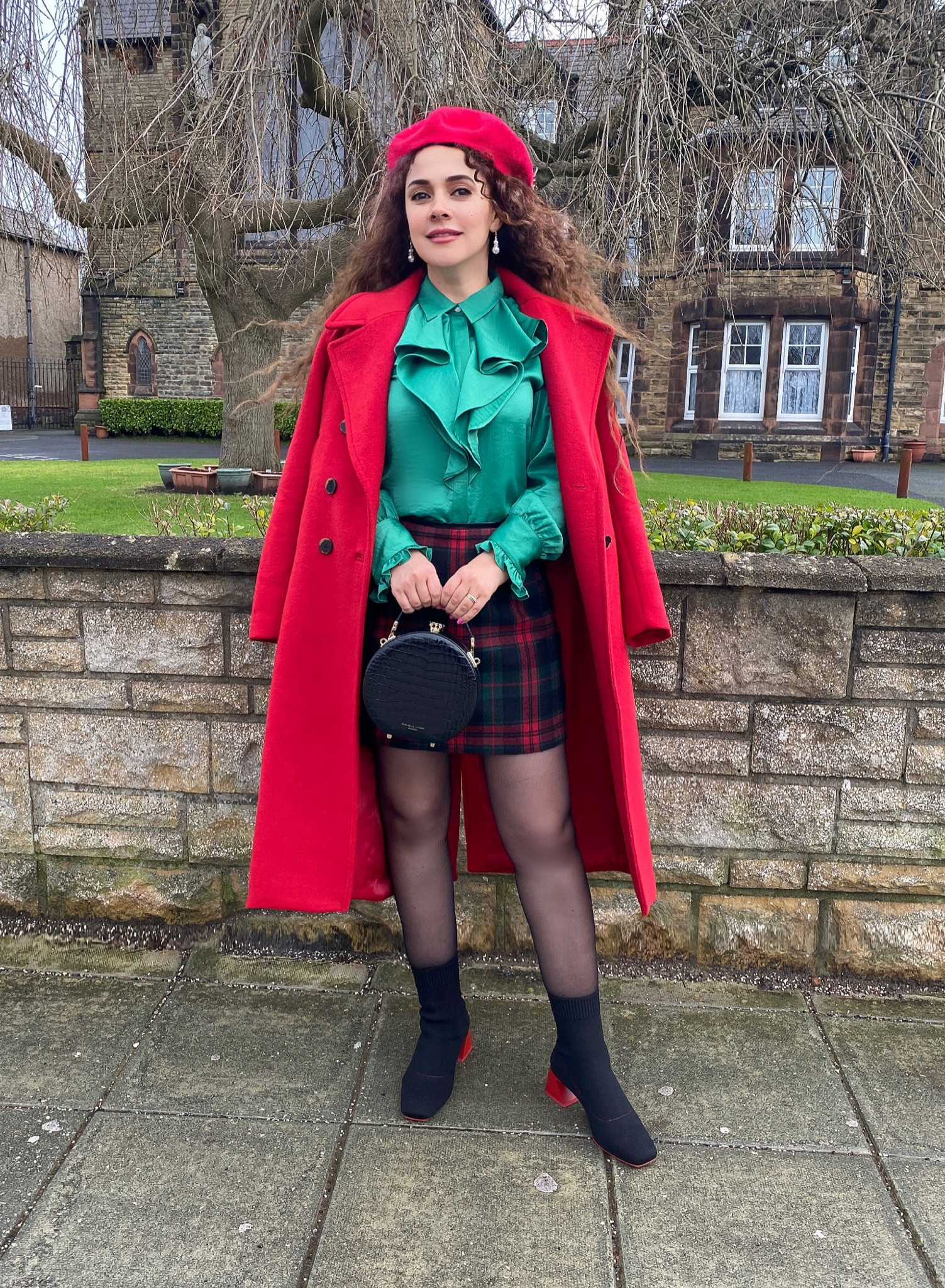 Today's outfit for Christmas Eve ❤️🎄✨

Use my discount code VERA11 to save 10% off on VIVAIA 🫶🏻

#merrychristmas #happyholidays #christmas #VivaiaComfort #vivaiaonmyway #holidayshopping #christmasoutfit #ukfashionblogger #blairwaldorf #gossipgirl #femininestyle #stylingtips #topfashiontrends #ukstyleblogger

LTKFestiveSaleUK #LTKSeasonal #LTKHoliday