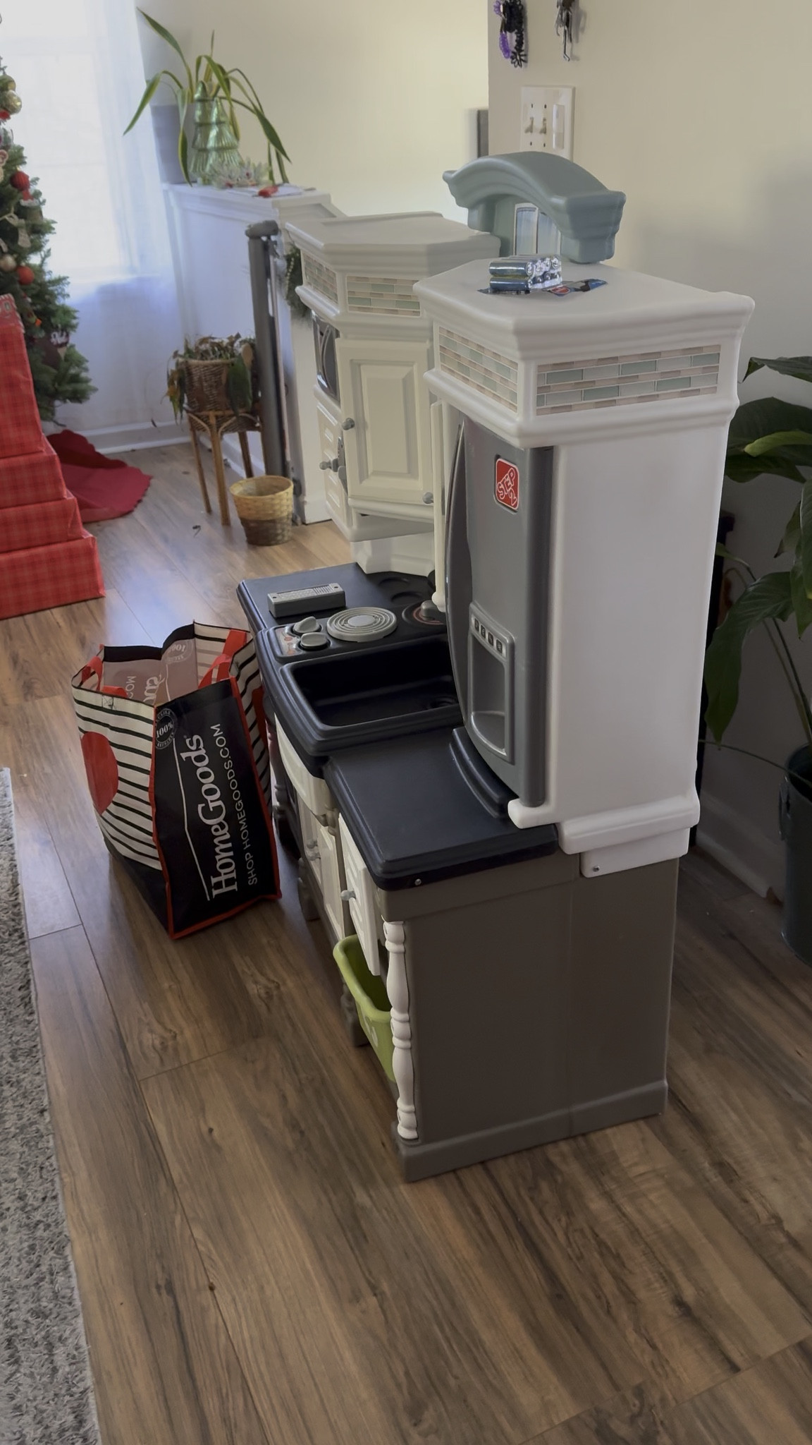 The cutest play kitchens for toddlers 🍳✨
Perfect for pretend play, imagination, and keeping little hands busy for HOURS. These are the kind of toys they never get tired of — cooking, cleaning, and playing chef all day long.
I linked my favorite toddler play kitchens on LTK if you’re looking for the perfect gift or playroom upgrade!

#playkitchen #toddlerfavorites #pretendplay #learningthroughplay #toddlergifts #kidstoys #LTKkids #LTKfinds #LTKsale #shoppingfavorites #onlineshopping #parentapproved #playroominspo #ShoppingWithPriiincesss #Atlantamom #Atlantabloggers #Atlantablogger #AtlantaCreator #Atlantacontentcreators #Atlantacontentcreator

#LTKHoliday #LTKGiftGuide #LTKSaleAlert