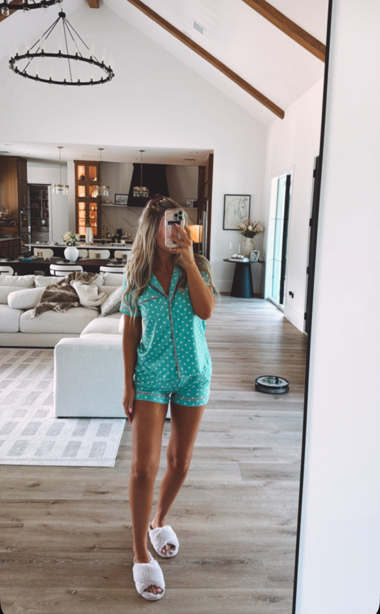 Slow Sunday morning in my fav PJs! 