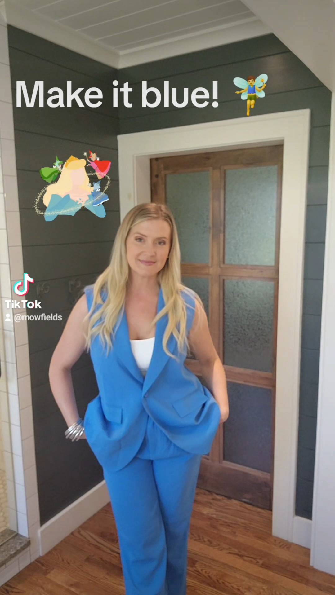 PINK 🧚‍♀️ or BLUE 🧚‍♂️ either way you'll look amazing (pink suit is Express I've linked similar) 🩷💙 Which on is your favorite? 🔗LTK Link In my bio🔗

