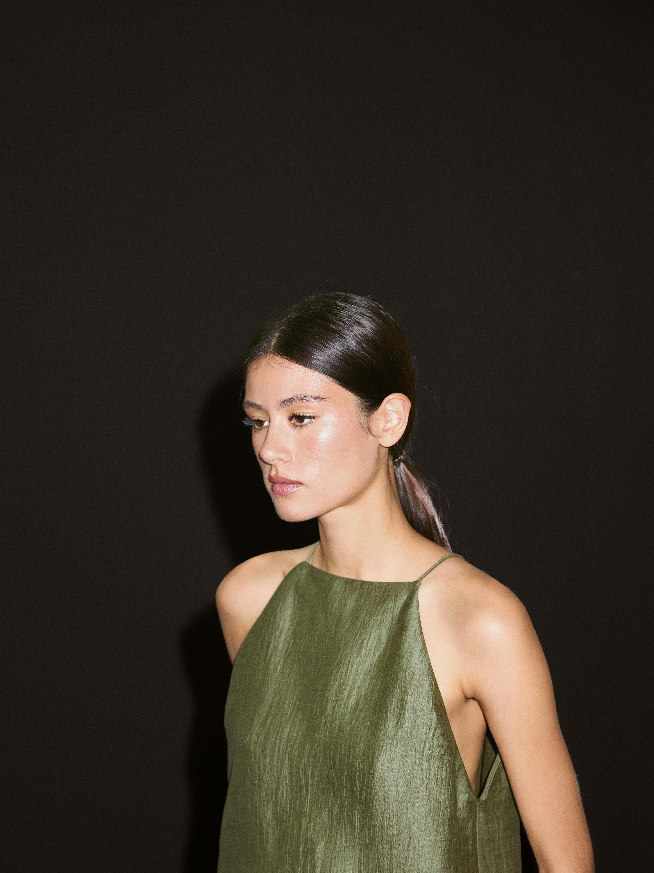 Linen blend halter top | Massimo Dutti UK