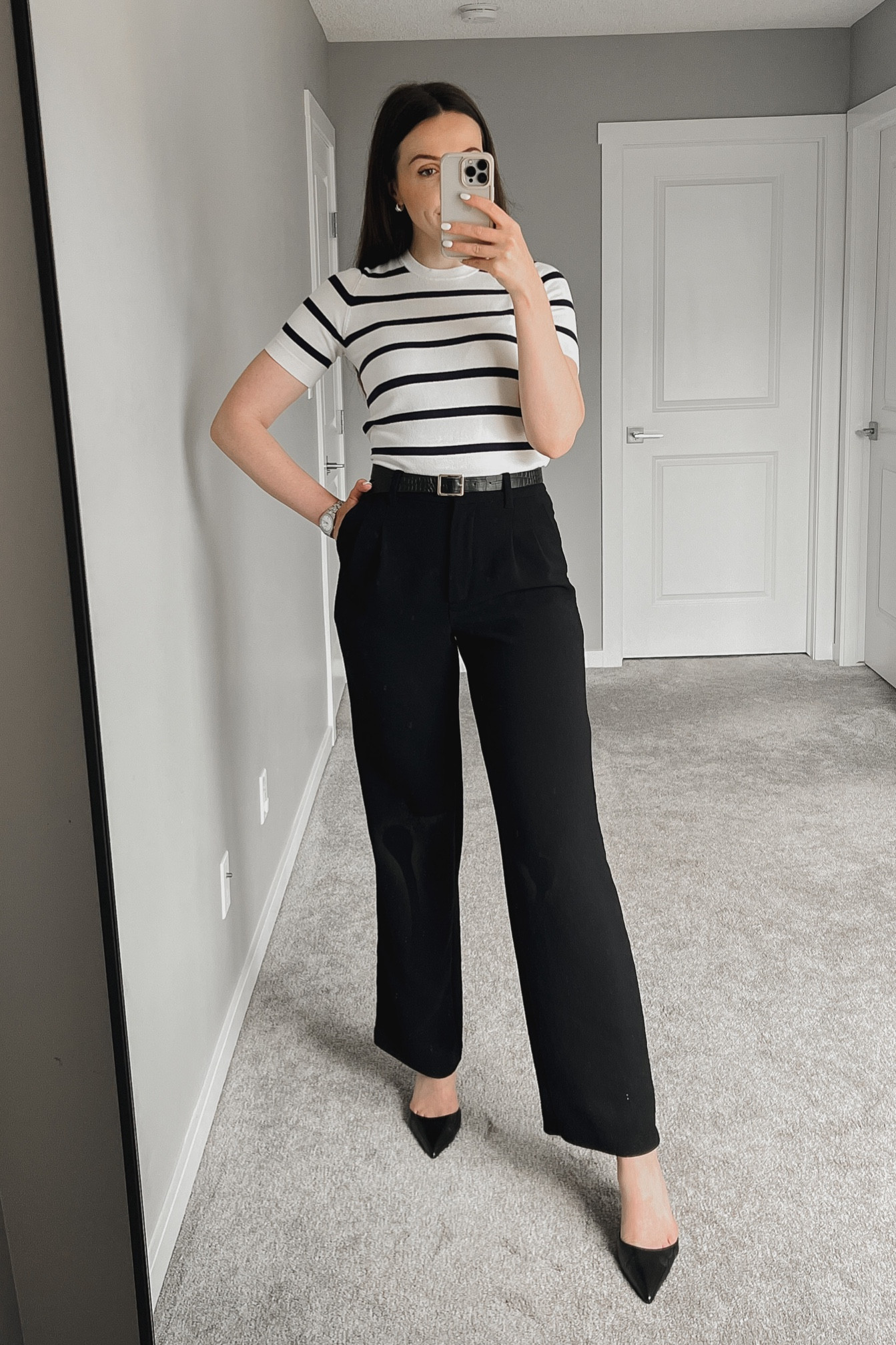 Simple yet chic office outfit 🖤🤍


#LTKworkwear