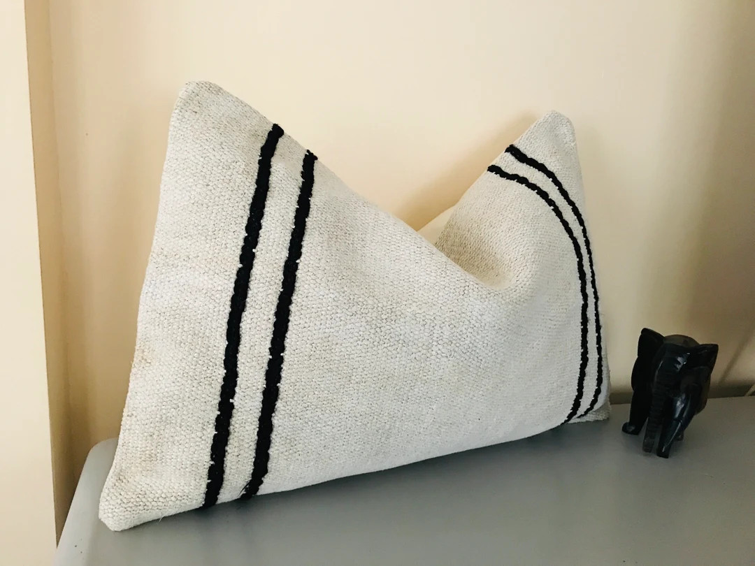 Boho Kilim Pillow Cover -16X24 -Vintage Throw Pillow Cover -Rustic Decor Pillow -Turkish Pillow f... | Etsy (US)