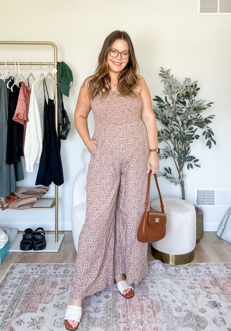 Bump friendly jumpsuit with pockets // size up for the bump (wearing a size XL) other colors and patterns 👏🏻

Follow my shop @kelsiekristine on the @shop.LTK app to shop this post and get my exclusive app-only content!

#LTKfindsunder50 #LTKstyletip #LTKbump