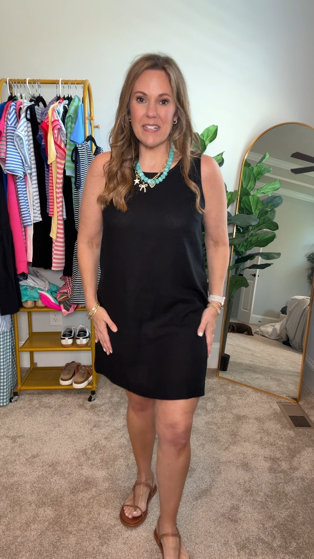 The perfect linen little black dress!