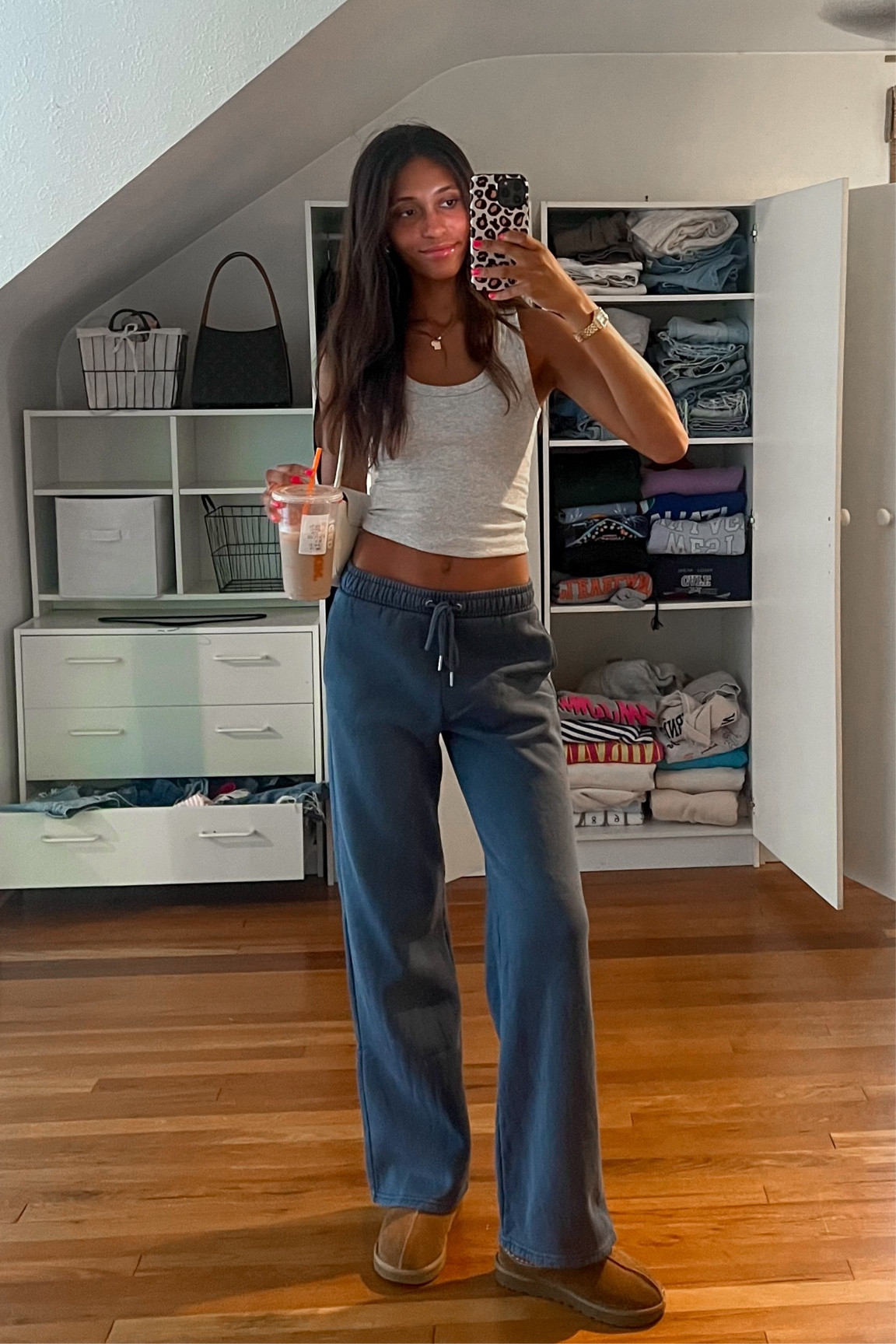 Cozy loungewear outfit inspo 


#LTKSaleAlert #LTKFindsUnder50