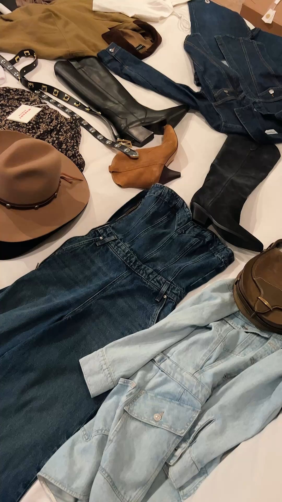 Here’s a quick round up of the pieces that I packed for our Montana trip

#LTKStyleTip #LTKTravel #LTKSeasonal