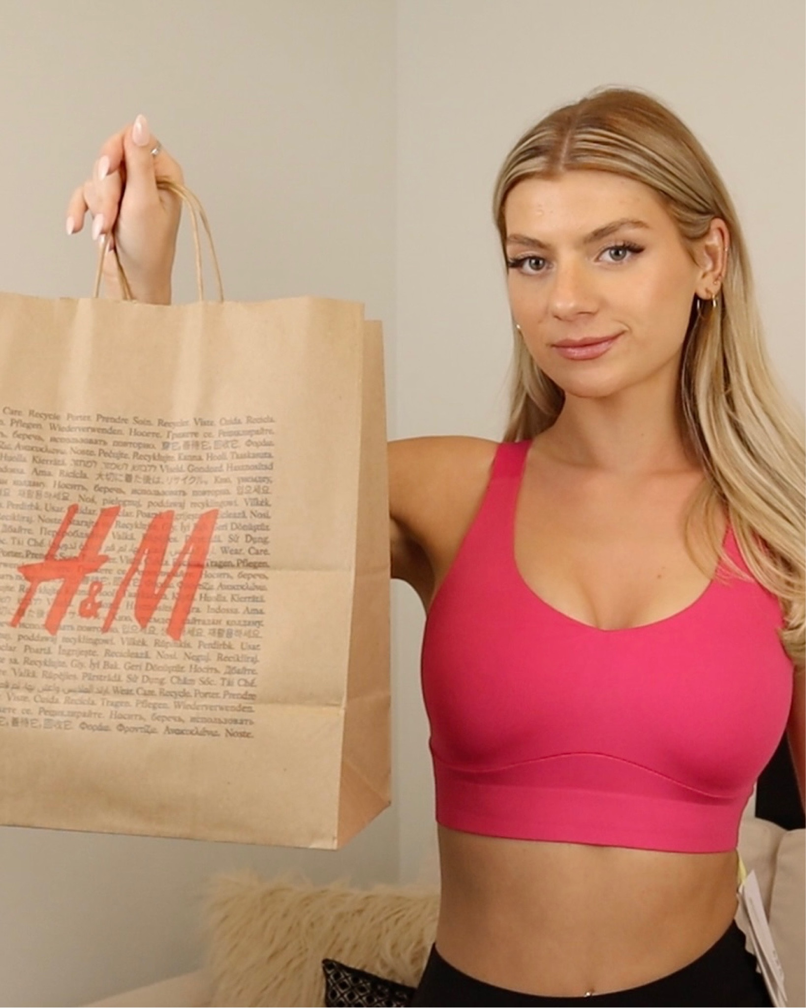 H&M activewear haul (on my YouTube: Lindsay May)