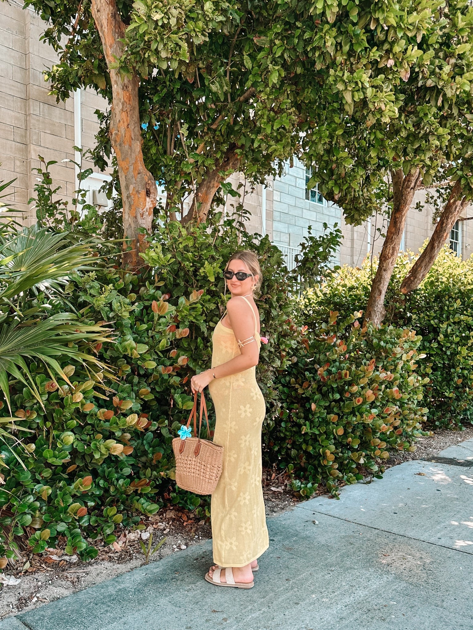 Coastal vacay outfit inspo! 🌴

#LTKBump #LTKFindsUnder50 #LTKTravel