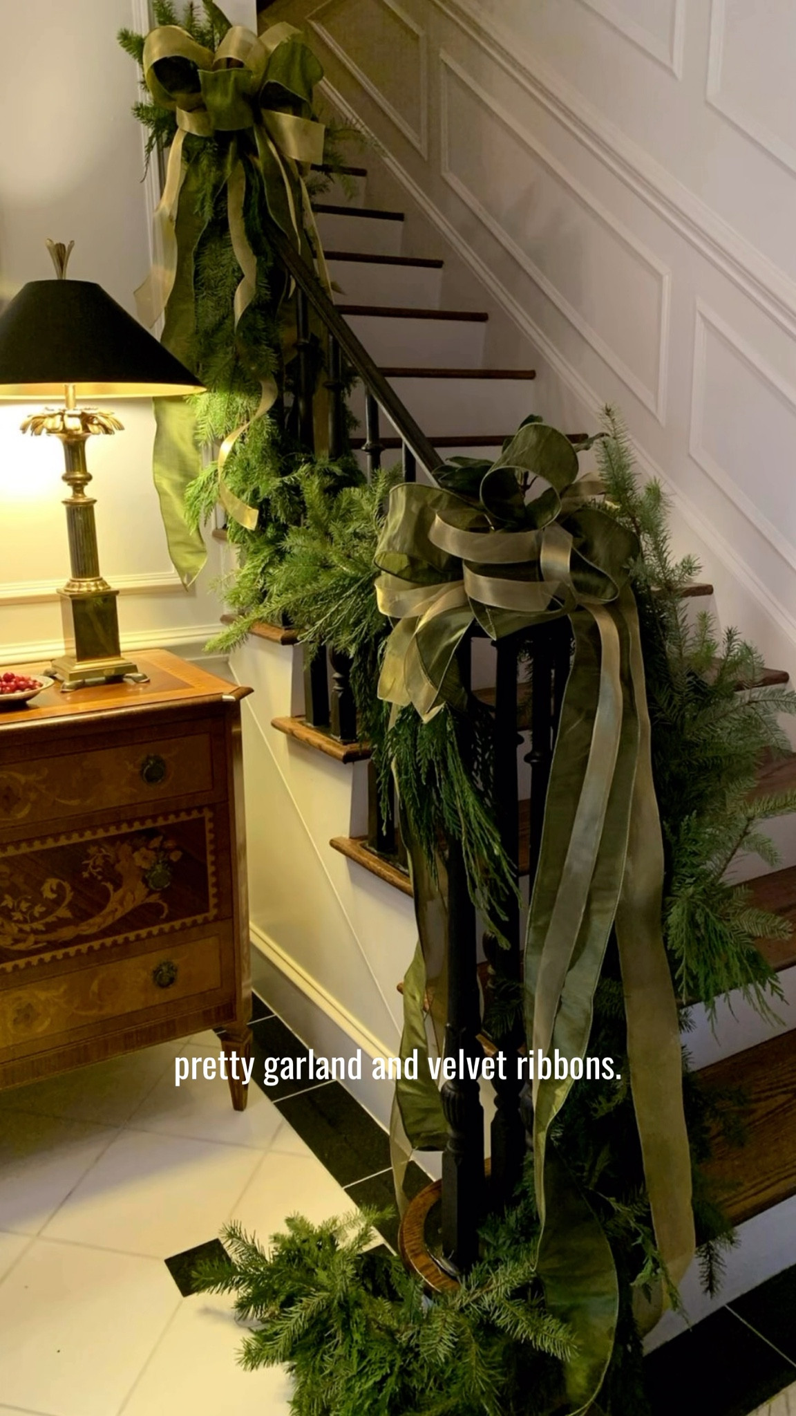 Some of my @wayfair selects for the holidays! #wayfair #wayfairpartner #WinTheSeason #ad 

#LTKSeasonal #LTKHome