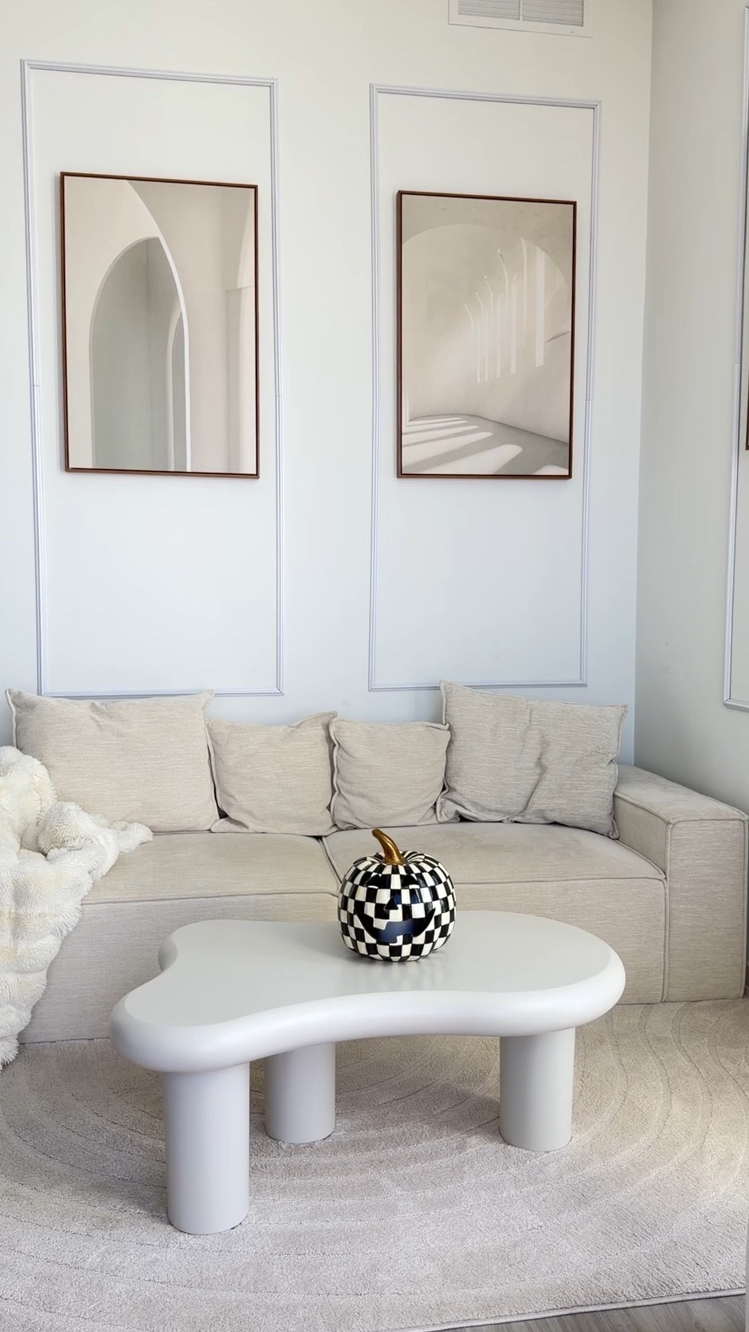 Minimalist coffee table home decor interior design 🫶🏻

#LTKFindsUnder100 #LTKHome #LTKStyleTip