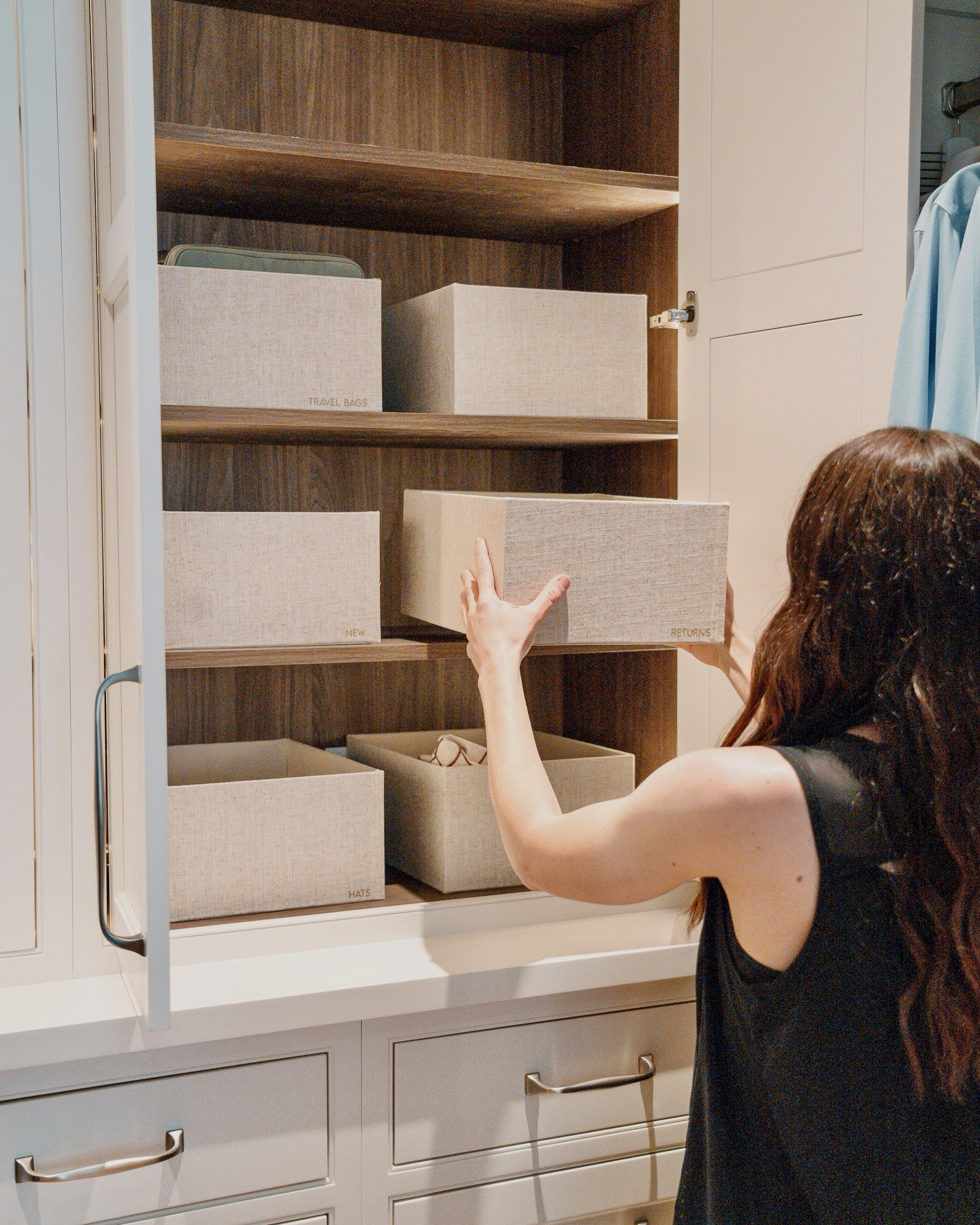 Closet organization at #thegsdowntowndreamer
#organizedcloset #homeorganization 

#LTKfindsunder100 #LTKfamily #LTKhome