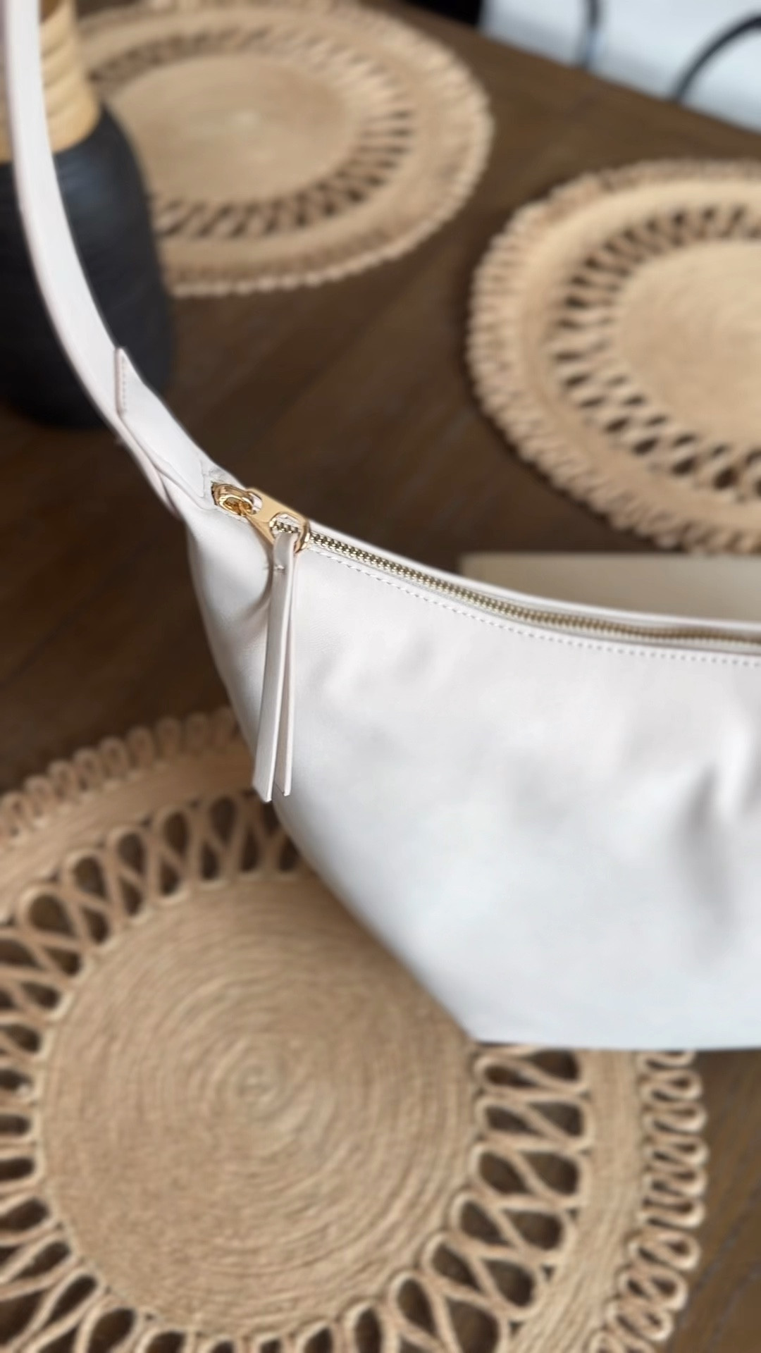 Madewell dupe bag at Target 🤌🏼😍

#LTKFindsUnder50 #LTKSeasonal #LTKItBag