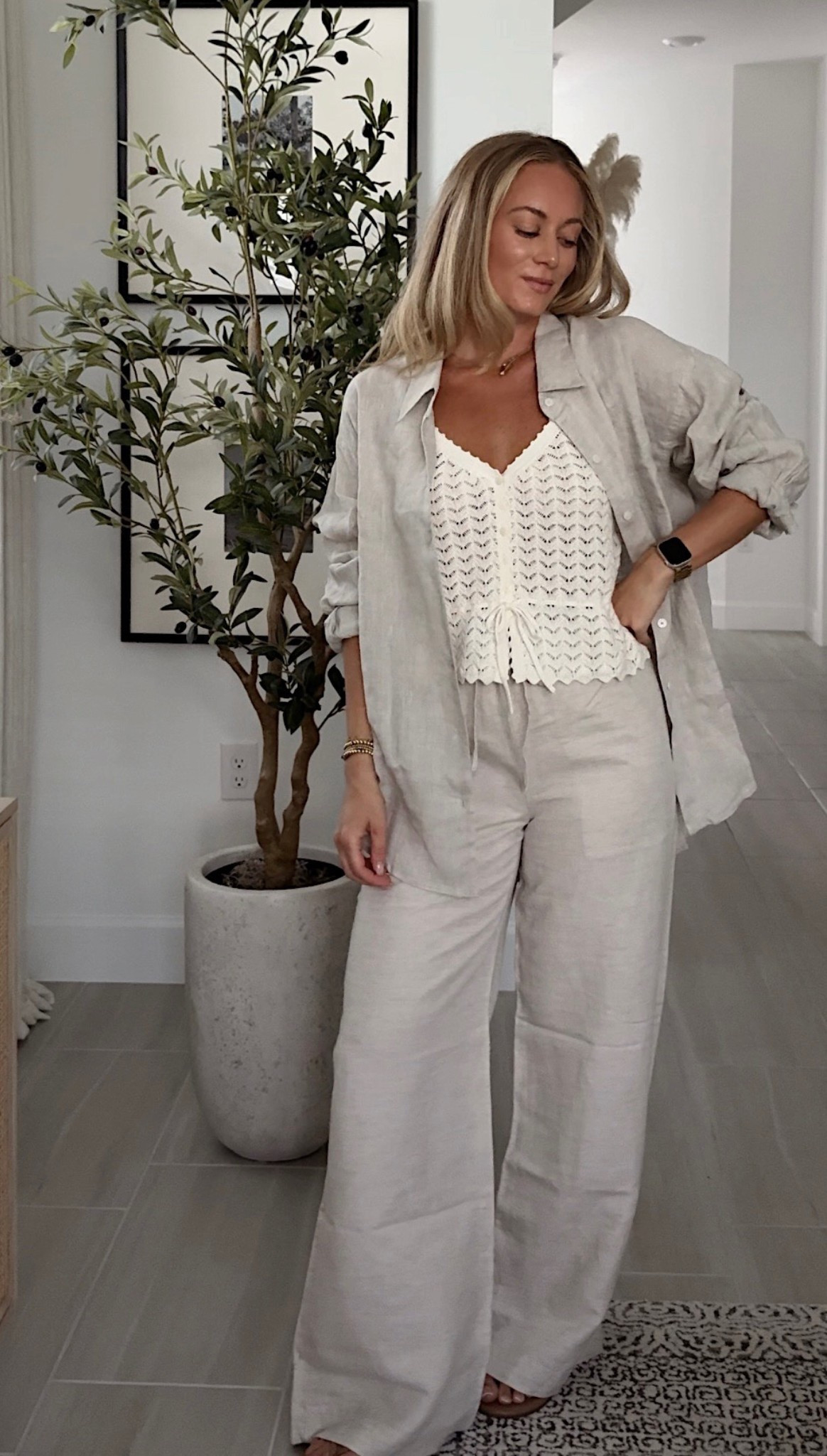 The @Aritzia linen set is perfect on its own but the elevated essentials look is even better when you add this cotton scoop neck. Wearing small in everything. 

Aritzia lodge pants, Aritzia linen, linen set, vacation outfits, resort wear 

#LTKSeasonal #LTKootd #LTKTravel